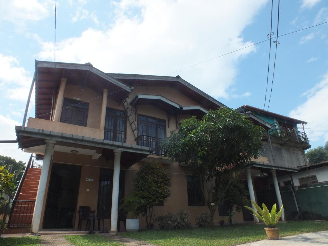 Hillsview Rest & Guest House Matale Exterior photo
