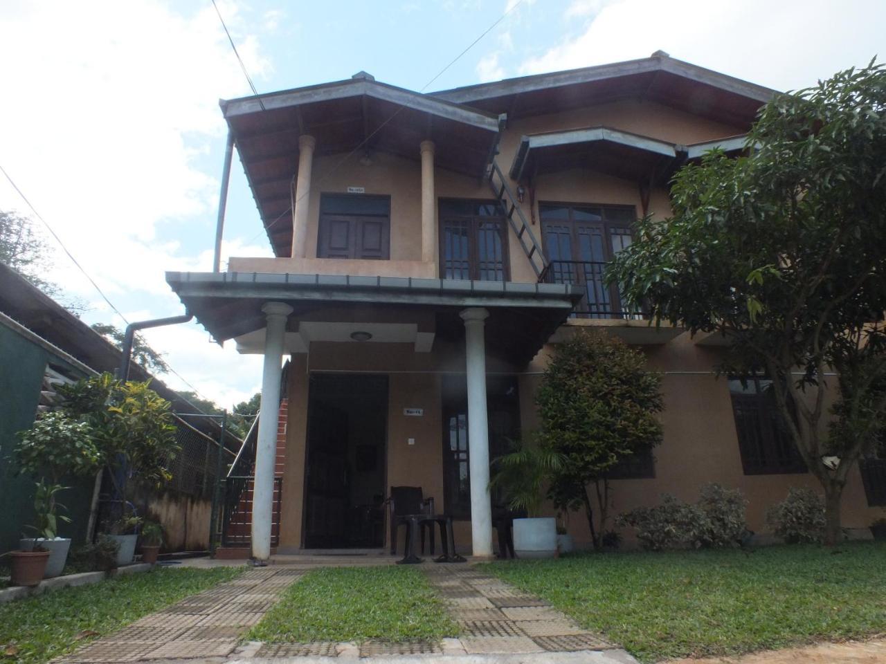 Hillsview Rest & Guest House Matale Exterior photo